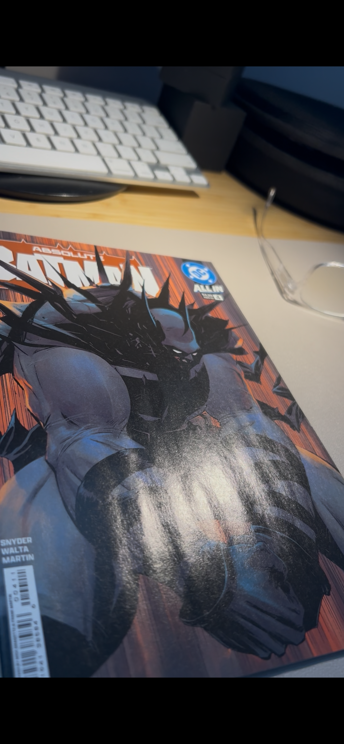 Vertical rippling pattern through cover - Newbie Comic Collecting ...